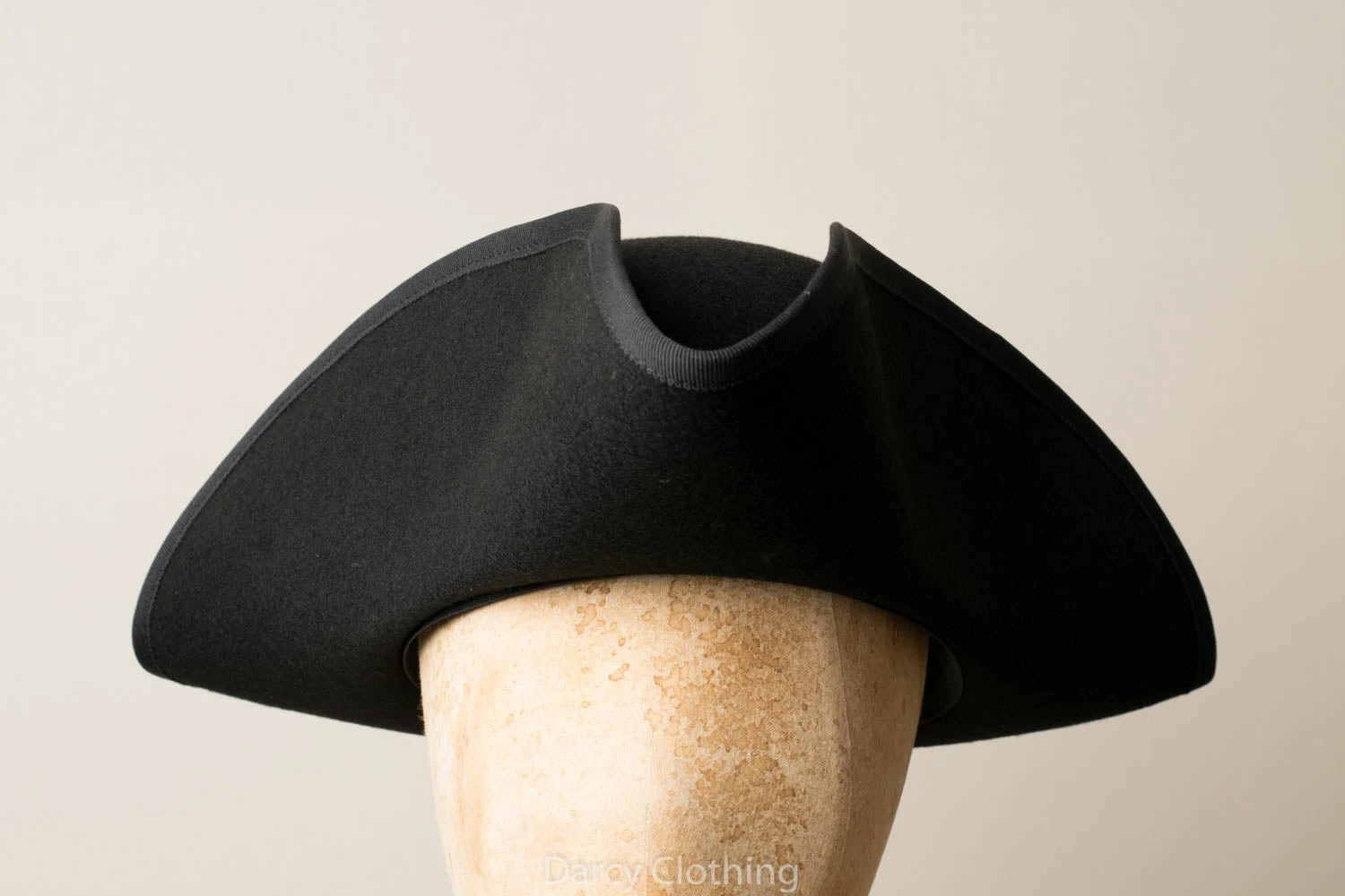 Tricorn (HA110) 1 Tricorn (HA110)