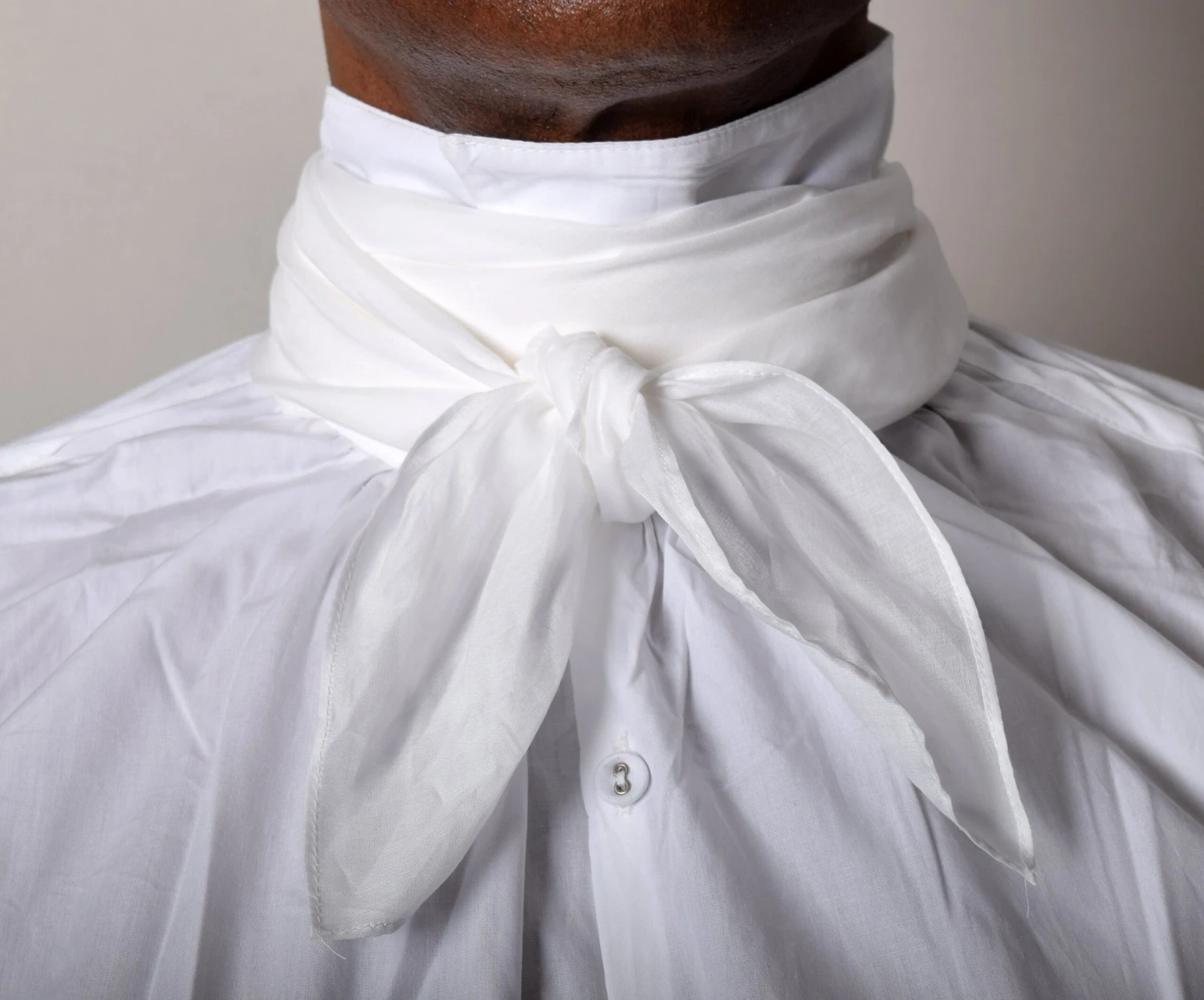 C18th Square Cotton Lawn Cravat (CR120) 1 C18th Square Cotton Lawn Cravat (CR120)