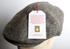 Harris Tweed Traditional Flat Cap (HA151) 8 Harris Tweed Traditional Flat Cap (HA151) -Urban Mode Shop Harris Tweed Traditional Flat Cap HA151 Brown Herringbone 4