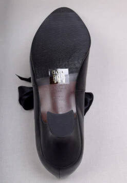 Eighteenth Century Ladies Tongue And Tie Leather Shoes Black (SP1800) -Urban Mode Shop bow6