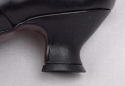 Ladies Leather Victorian Shoes Black (SP1900) 22 Ladies Leather Victorian Shoes Black (SP1900) -Urban Mode Shop buckle3