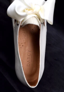 Eighteenth Century Ladies Tongue And Tie Stone Coloured Leather Shoes (SP1801) 14 Eighteenth Century Ladies Tongue And Tie Stone Coloured Leather Shoes (SP1801) -Urban Mode Shop stone4 aed575e3 99f4 481d bfc8 5e0944f7c122