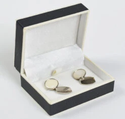 Double Sided Vintage Chain Cuff Links (ST920) -Urban Mode Shop web1 73ccb124 61df 4284 979e ca7dee5662e4