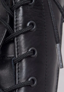 Victorian Side Zip Black Leather Boots (SP1910Z) -Urban Mode Shop zipped4